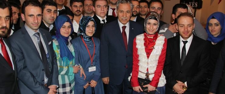 Arınç: “Yolsuzluk Yapana Selam Bile Vermeyiz“ 