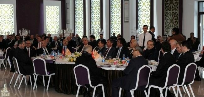Bakan İhat Zeybekçi, Kütahyalı İş Adamlarıyla Buluştu 