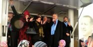 Halk, Başkan Uzun'un Yanında
